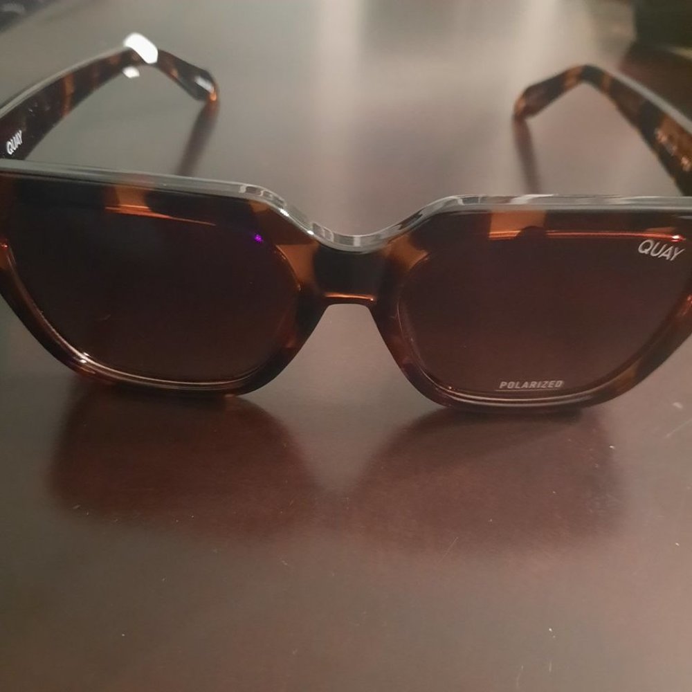 NWOT Quay Australia PSA 125 Polarized